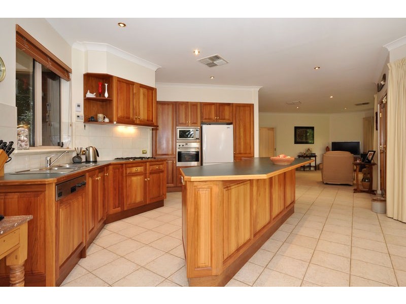 43 York Drive, Flagstaff Hill SA 5159