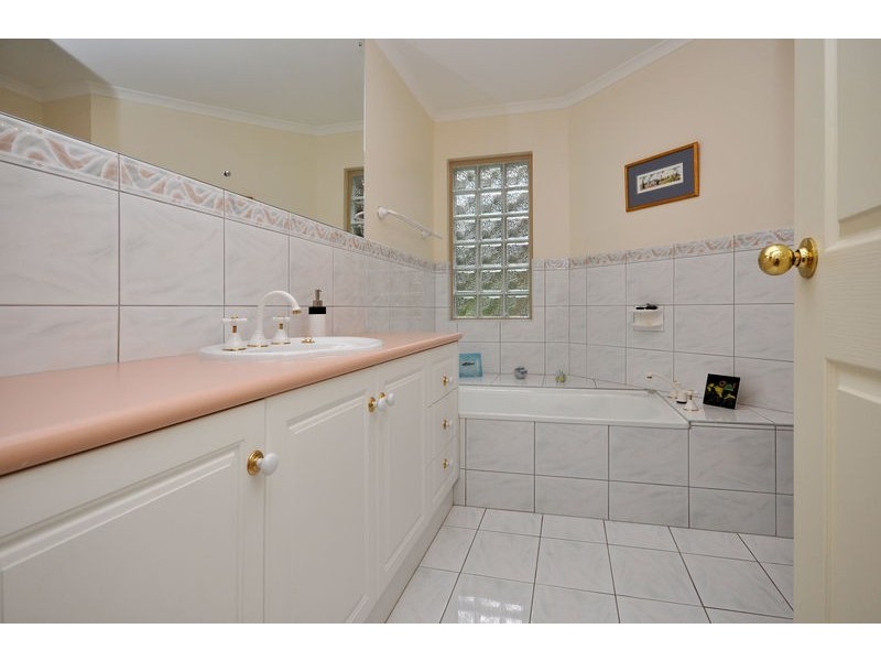 43 York Drive, Flagstaff Hill SA 5159