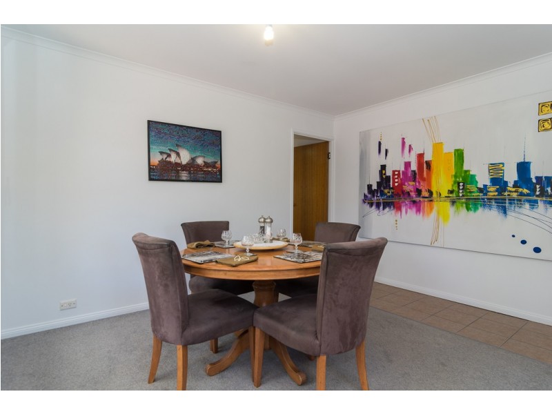 8 Menzies Court, Trott Park SA 5158