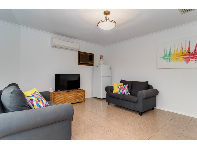 8 Menzies Court, Trott Park SA 5158