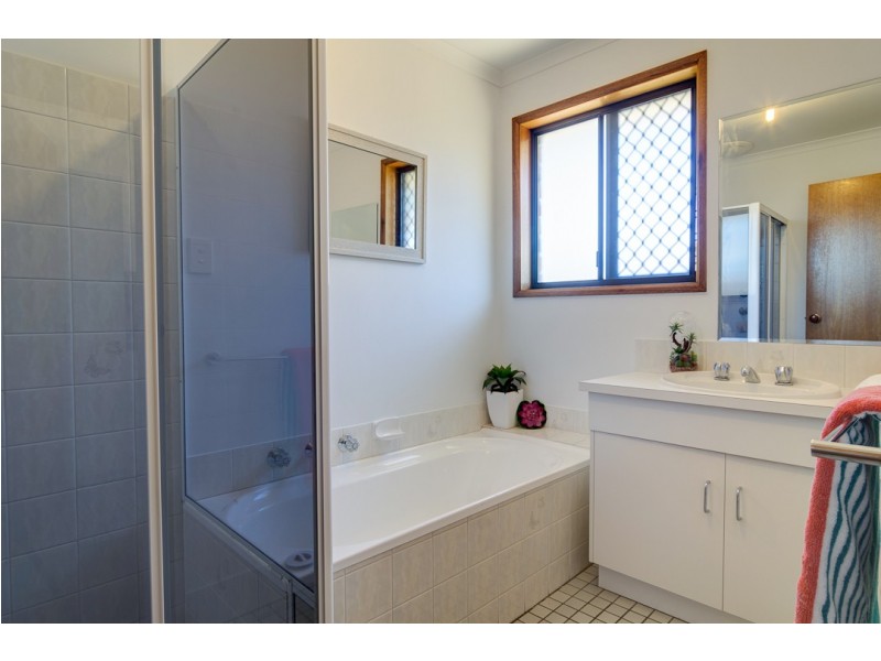 8 Menzies Court, Trott Park SA 5158