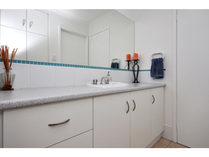 5B Neath Avenue, Dover Gardens SA 5048