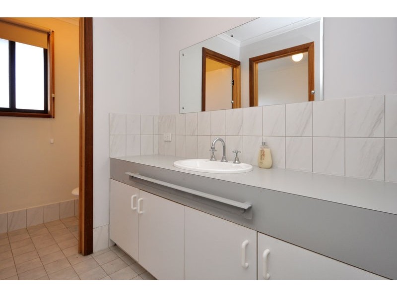 17 Abberton Street, Flagstaff Hill SA 5159