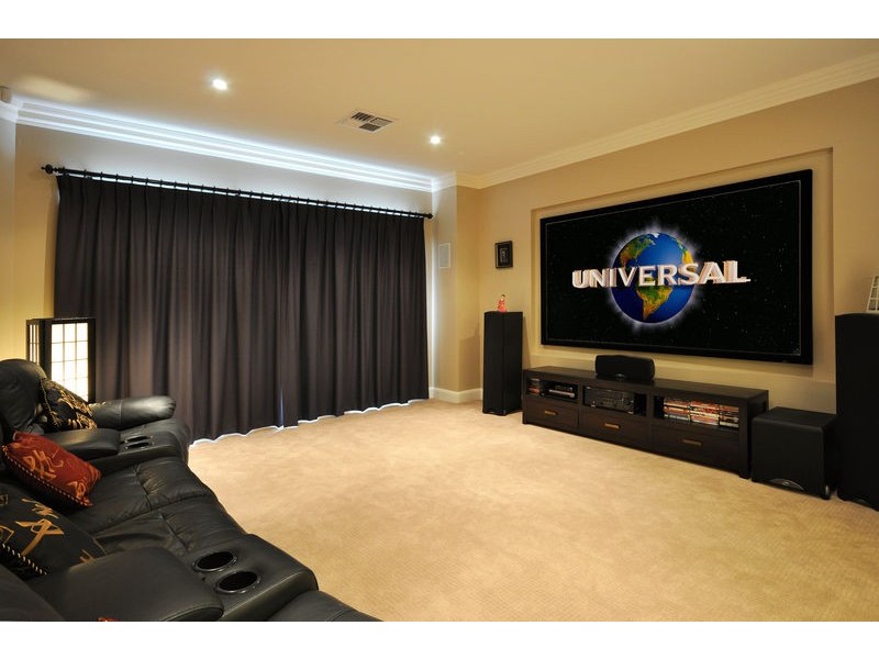 11 Evergreen Parade, Flagstaff Hill SA 5159