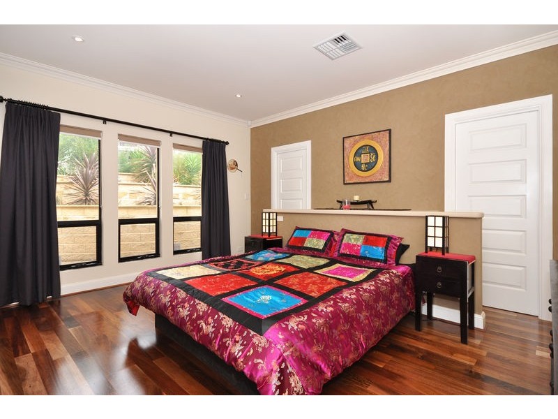 11 Evergreen Parade, Flagstaff Hill SA 5159