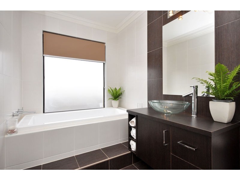 11 Evergreen Parade, Flagstaff Hill SA 5159