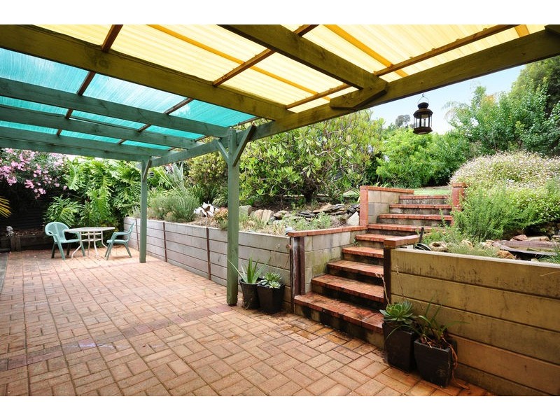 32 Booth Street, Happy Valley SA 5159