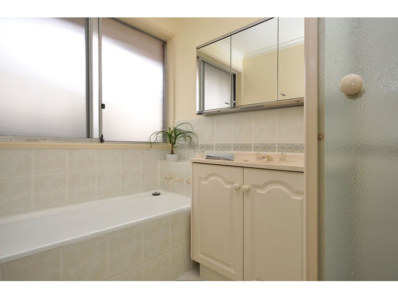 24 Catharina Street, Flagstaff Hill SA 5159