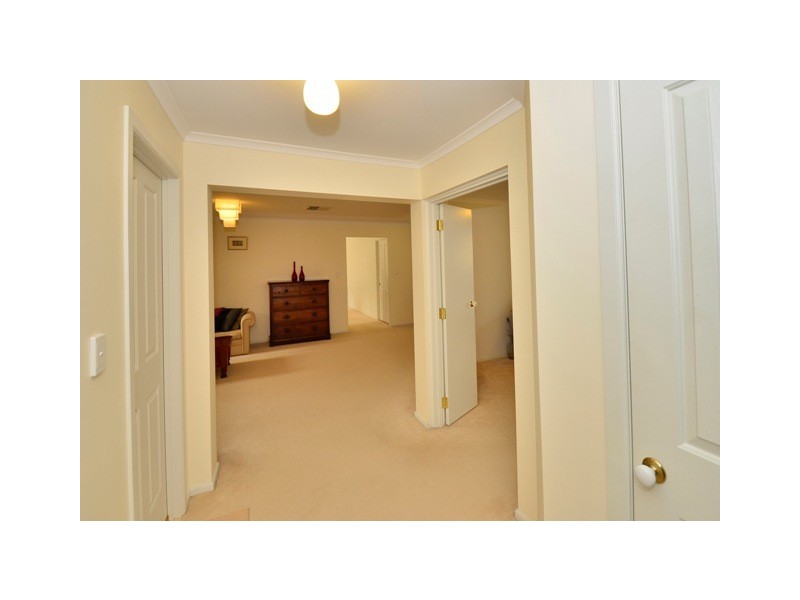 2A Hams Road, Flagstaff Hill SA 5159