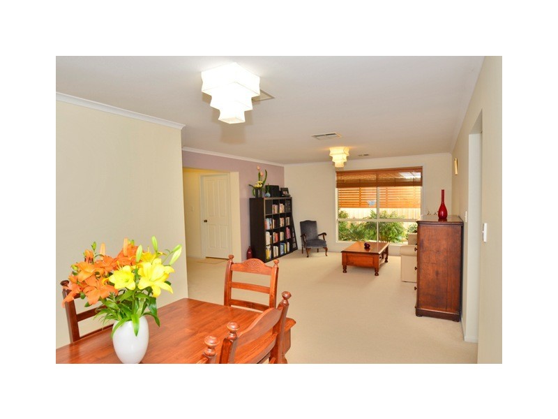 2A Hams Road, Flagstaff Hill SA 5159