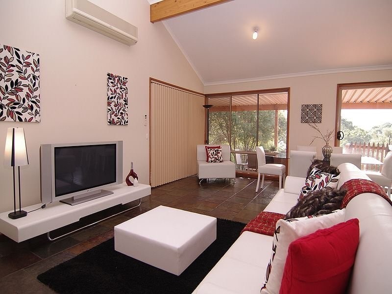 12 Vincent Boulevard, Flagstaff Hill SA 5159