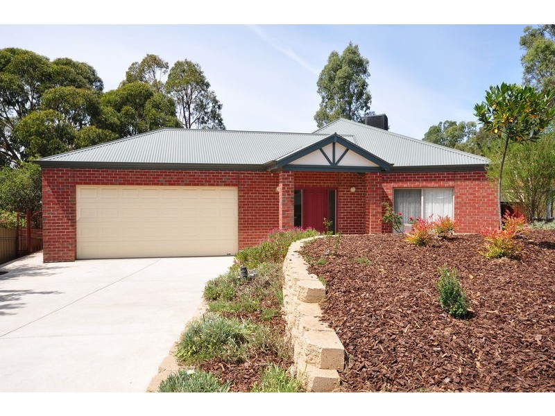 13 Goss Road, Aberfoyle Park SA 5159