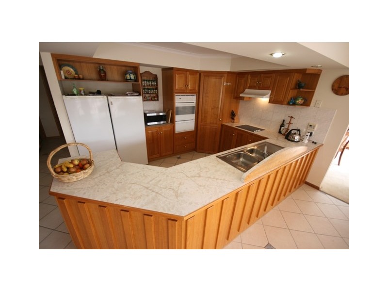 23 SANDALWOOD CRESCENT, Flagstaff Hill SA 5159