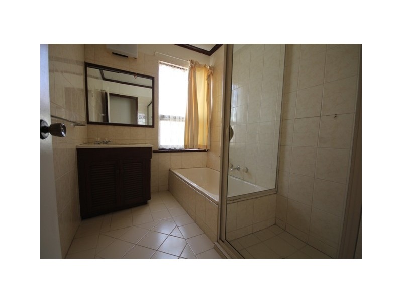 28 SEACOMBE ROAD, Darlington SA 5047