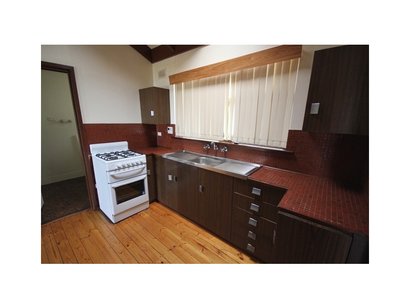 28 SEACOMBE ROAD, Darlington SA 5047