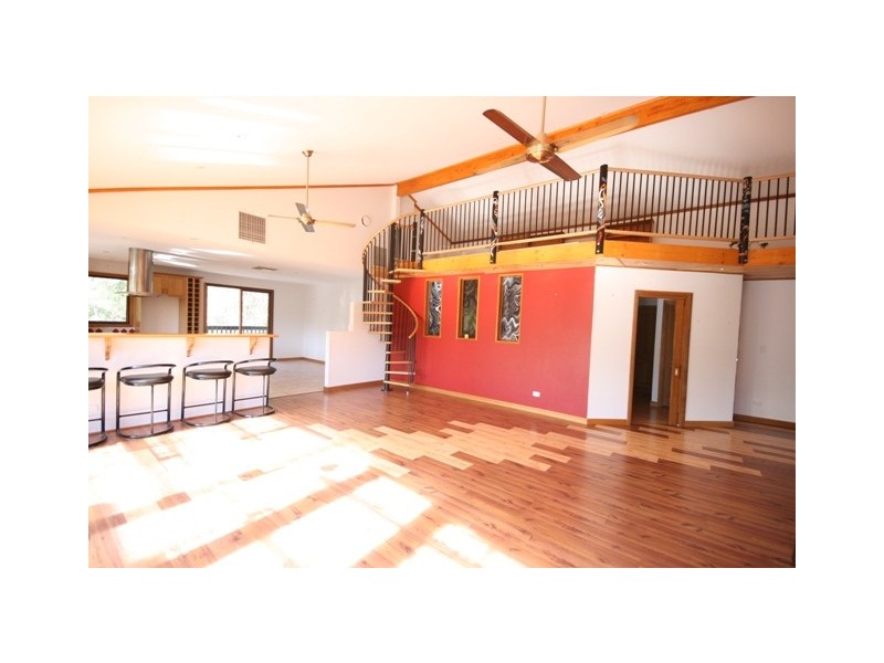 67 YORK DRIVE, Flagstaff Hill SA 5159