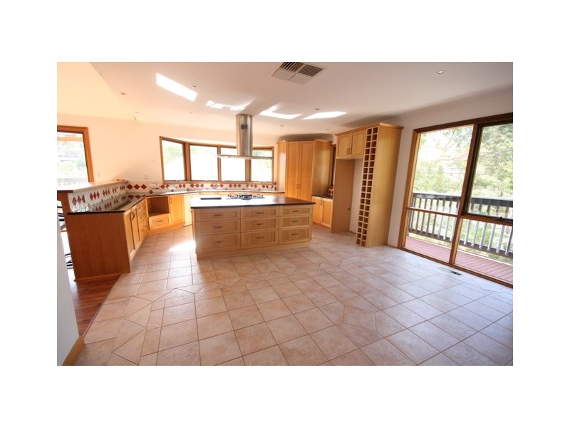 67 YORK DRIVE, Flagstaff Hill SA 5159