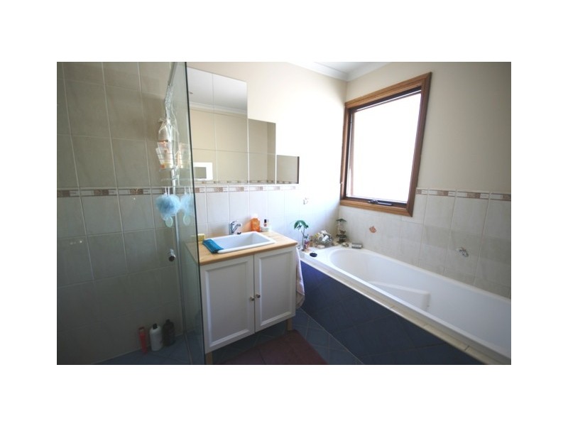67 YORK DRIVE, Flagstaff Hill SA 5159