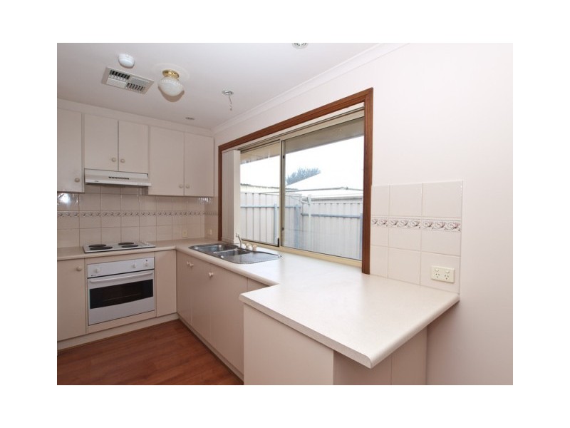 4 JOANNA COURT, Mitchell Park SA 5043