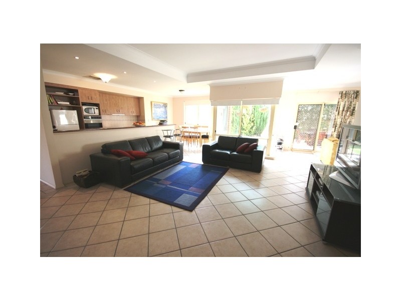 76 GLENDALE AVENUE, Flagstaff Hill SA 5159