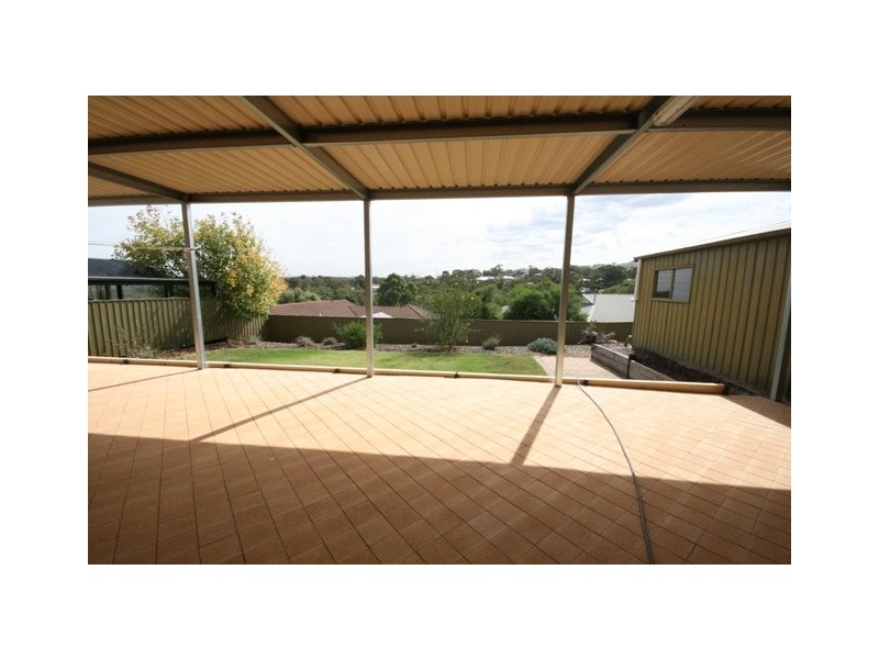 73 Monaco Circuit, Aberfoyle Park SA 5159