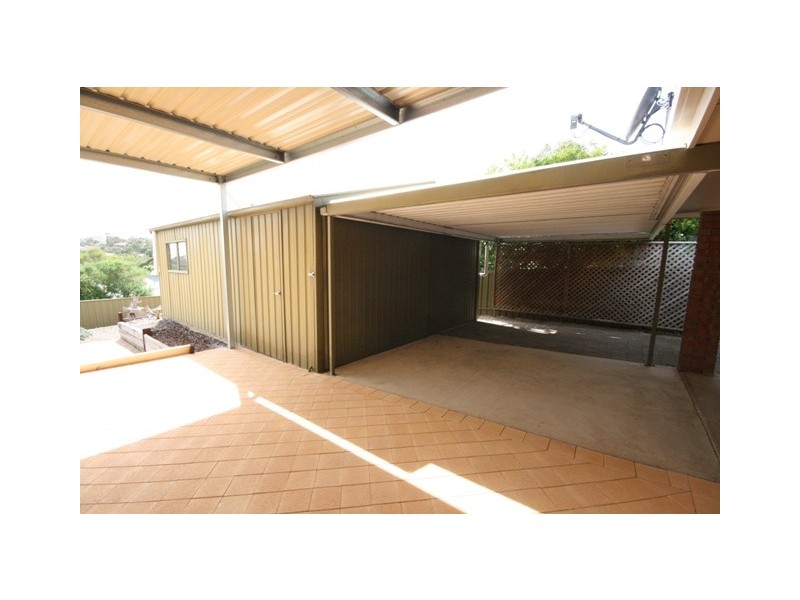 73 Monaco Circuit, Aberfoyle Park SA 5159