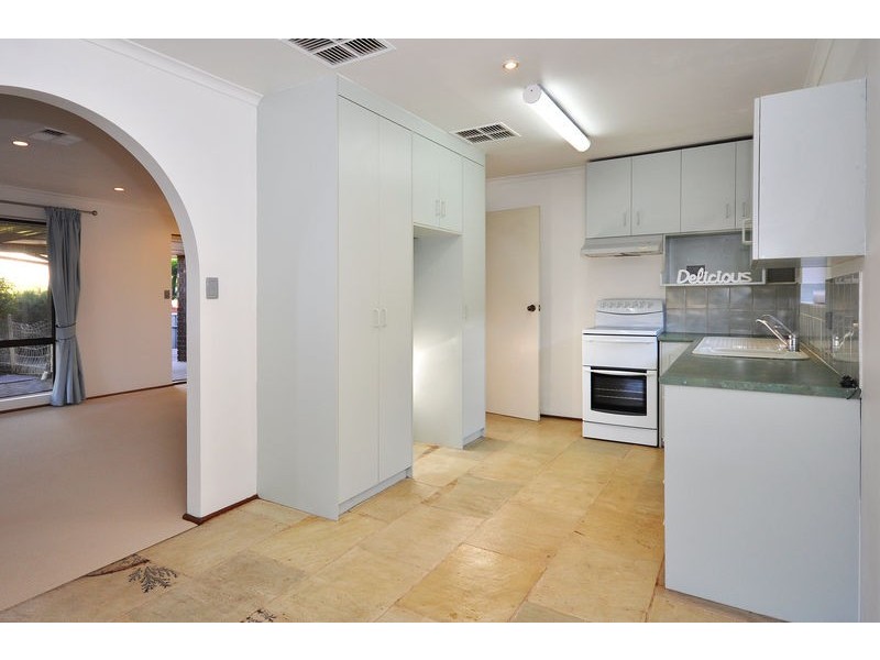 16 Portia Street, Flagstaff Hill SA 5159