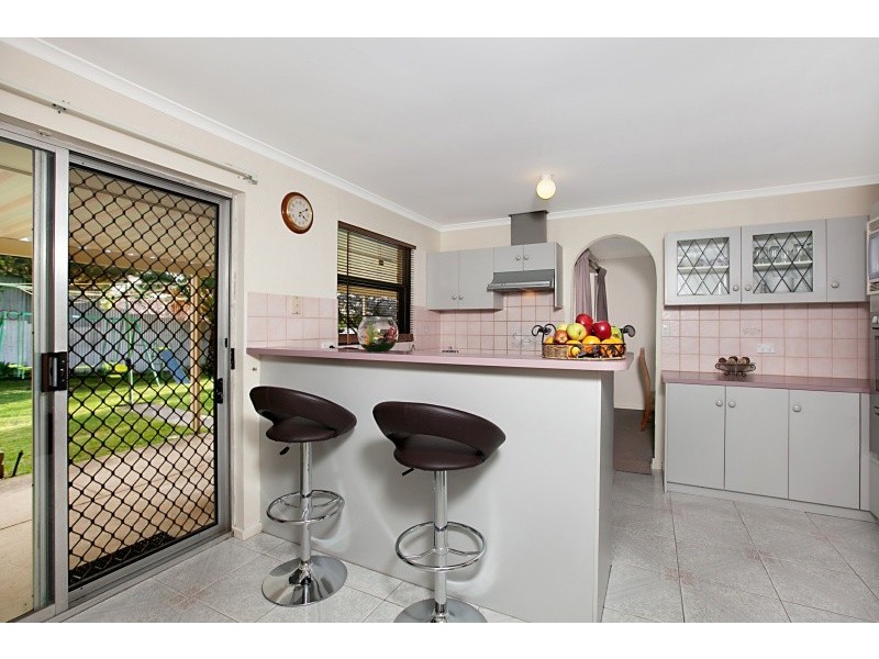 37 Garnet Crescent, Flagstaff Hill SA 5159