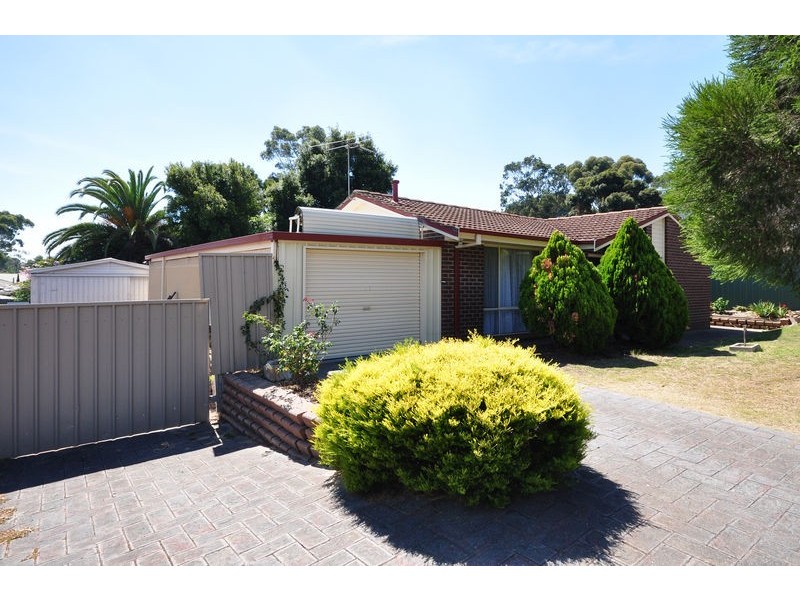 111 Sunnymeade Drive, Aberfoyle Park SA 5159