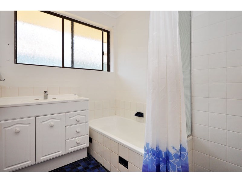 111 Sunnymeade Drive, Aberfoyle Park SA 5159