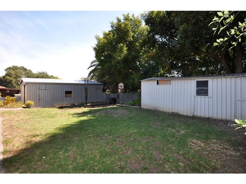 111 Sunnymeade Drive, Aberfoyle Park SA 5159