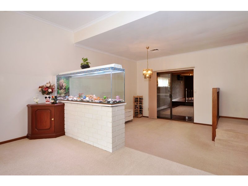 2 KATHERINE COURT, Flagstaff Hill SA 5159