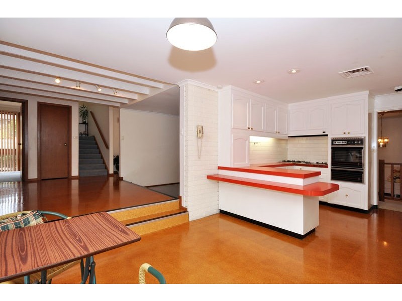 2 KATHERINE COURT, Flagstaff Hill SA 5159