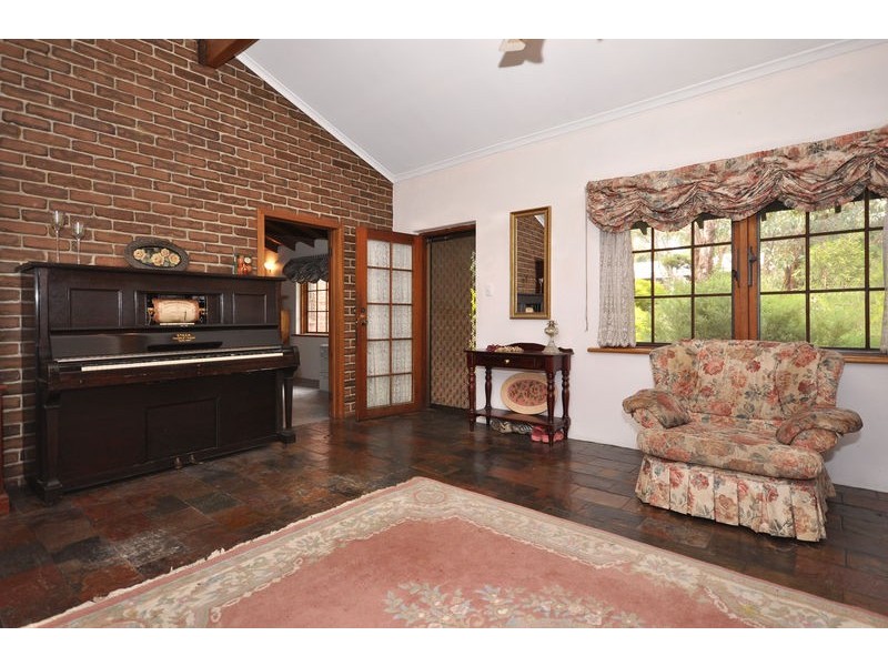 22 MCNAMARA ROAD, Coromandel Valley SA 5051