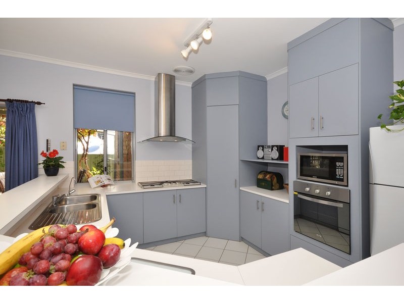 6 PRITCHARD COURT, Flagstaff Hill SA 5159