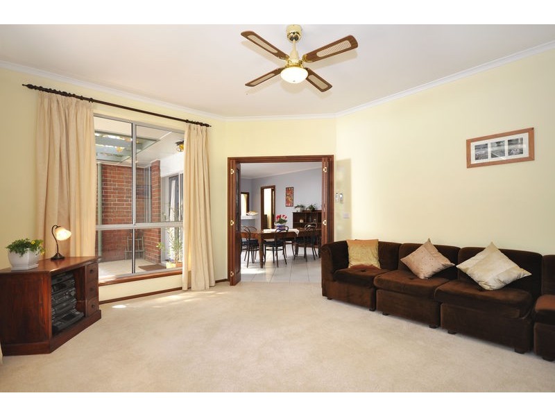 6 PRITCHARD COURT, Flagstaff Hill SA 5159