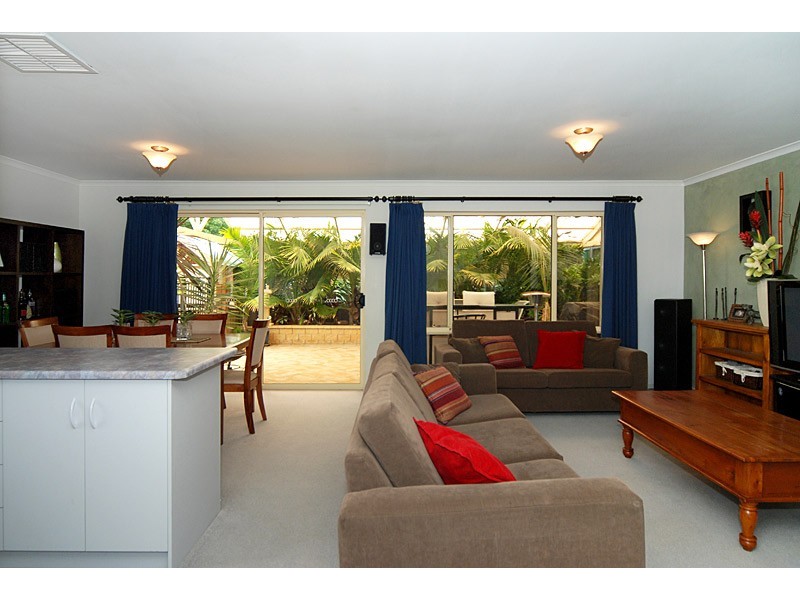 9 Merrivale Drive, Happy Valley SA 5159