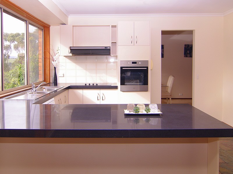 12 Vincent Boulevard, Flagstaff Hill SA 5159