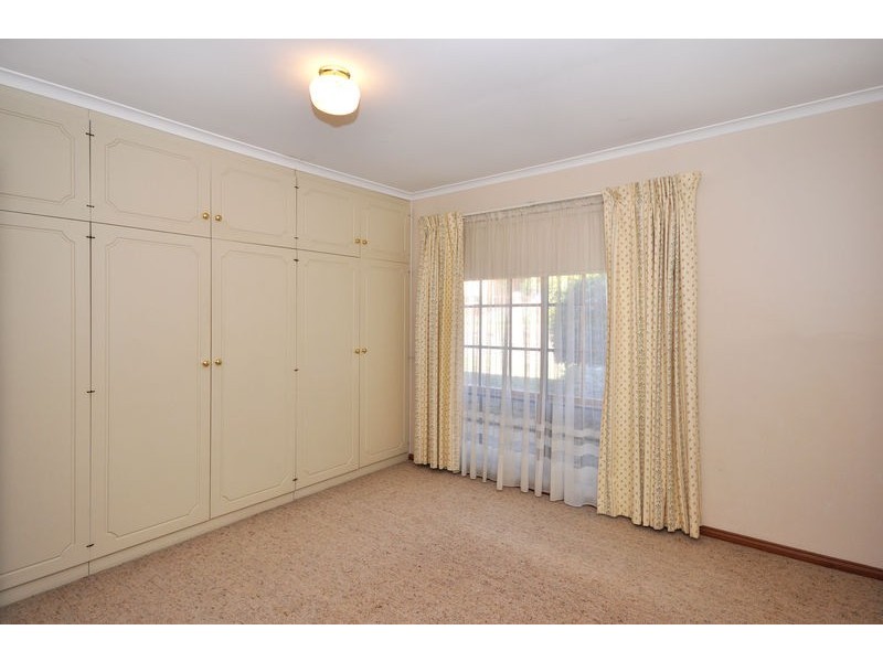 6 Garnet Crescent, Flagstaff Hill SA 5159