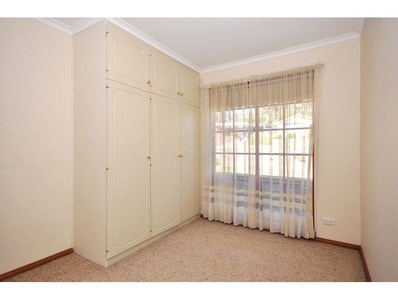 6 Garnet Crescent, Flagstaff Hill SA 5159