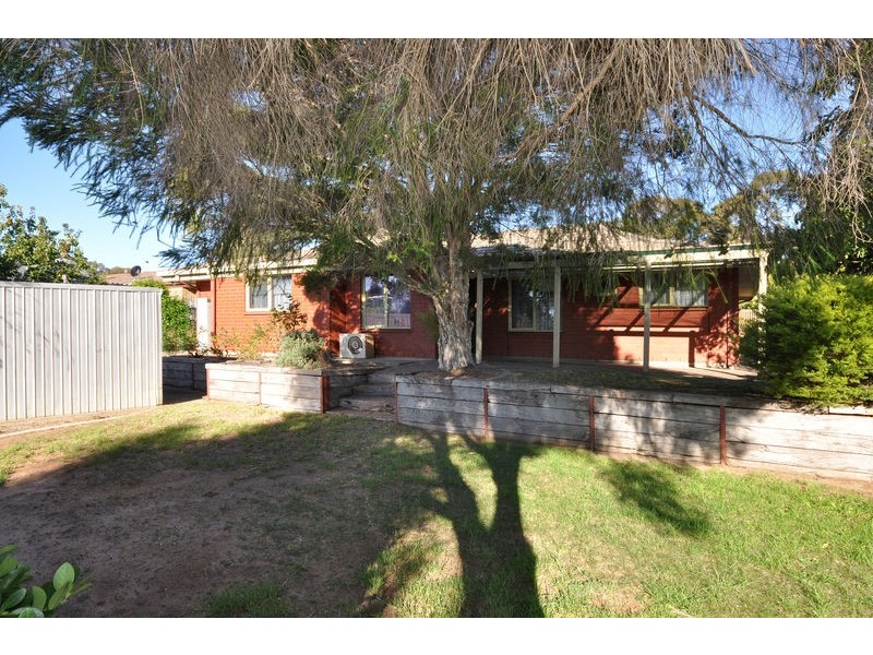 6 Garnet Crescent, Flagstaff Hill SA 5159