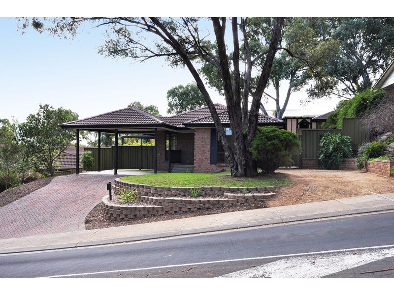 31 Outlook Drive, Aberfoyle Park SA 5159