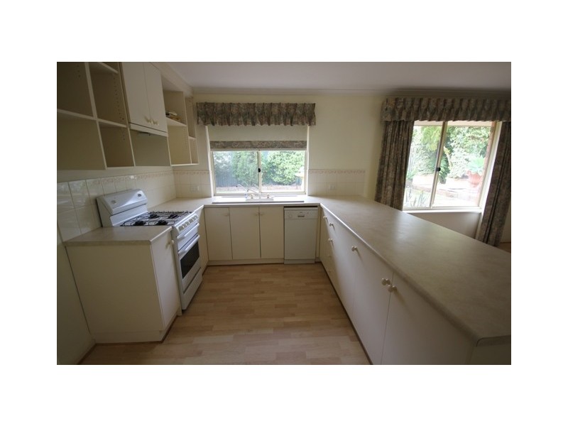 18 Springpark Circuit, Aberfoyle Park SA 5159