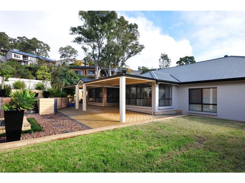 13 Coast View Court, Chandlers Hill SA 5159