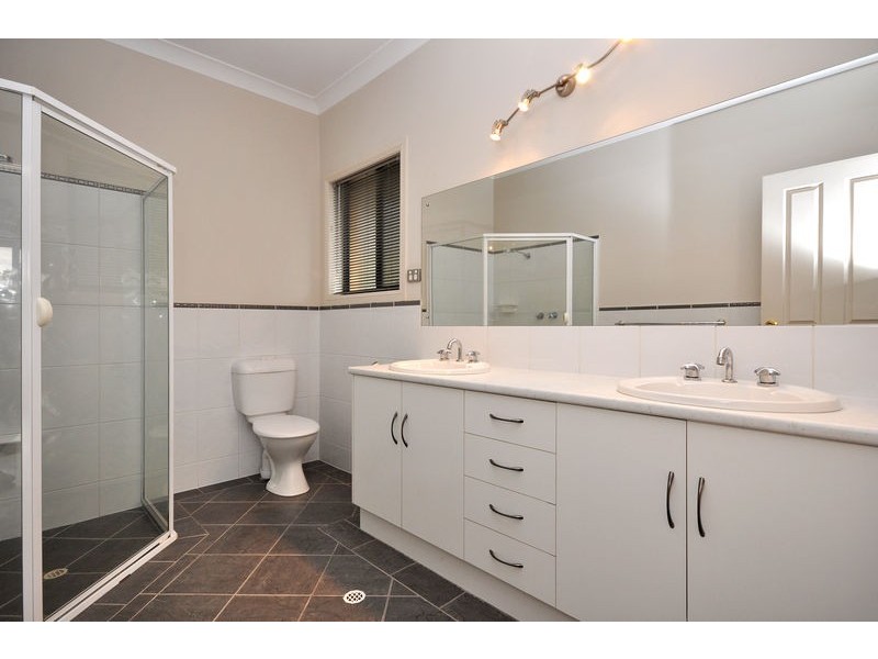 13 Coast View Court, Chandlers Hill SA 5159