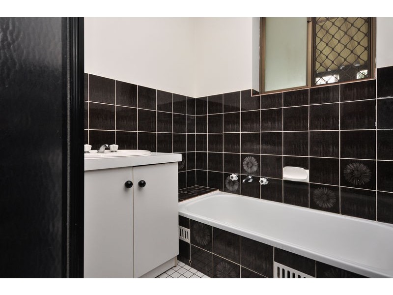 29 Hui Hui Drive, Happy Valley SA 5159