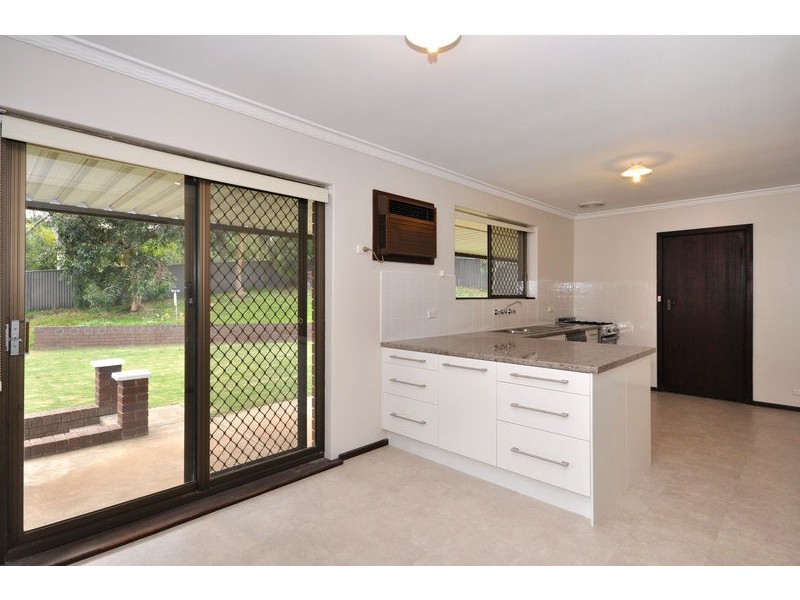 29 Hui Hui Drive, Happy Valley SA 5159