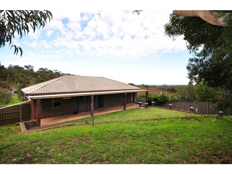 29 Hui Hui Drive, Happy Valley SA 5159