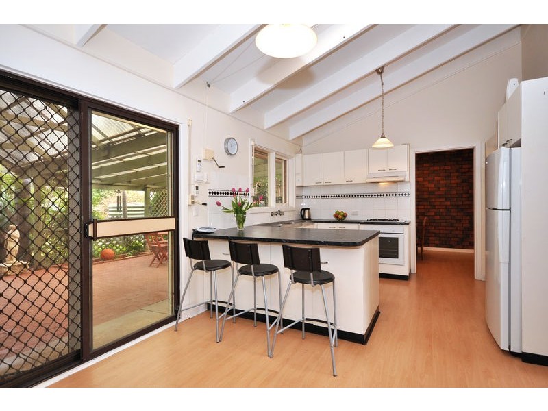 16 Blinkbrae Avenue, Happy Valley SA 5159