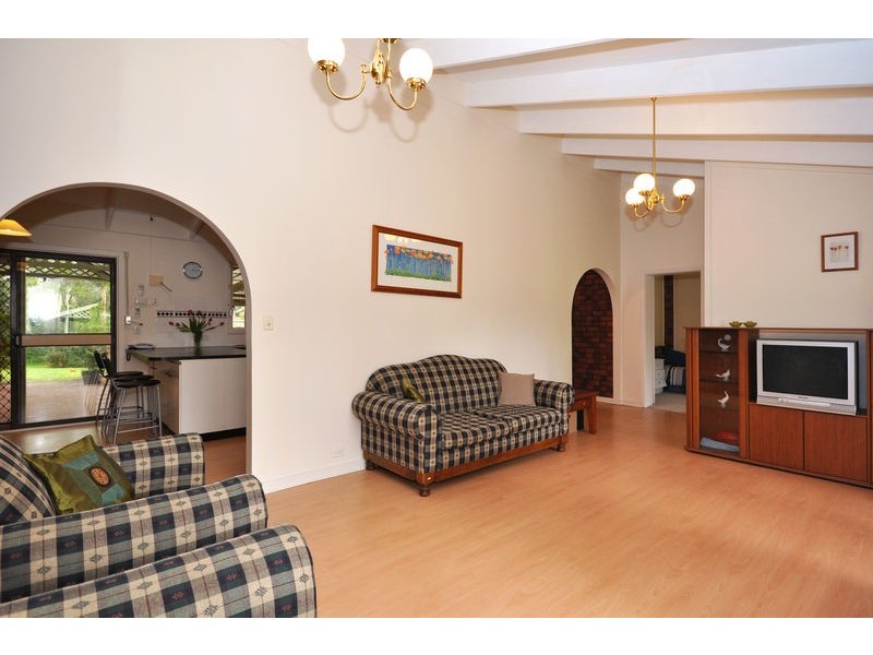 16 Blinkbrae Avenue, Happy Valley SA 5159